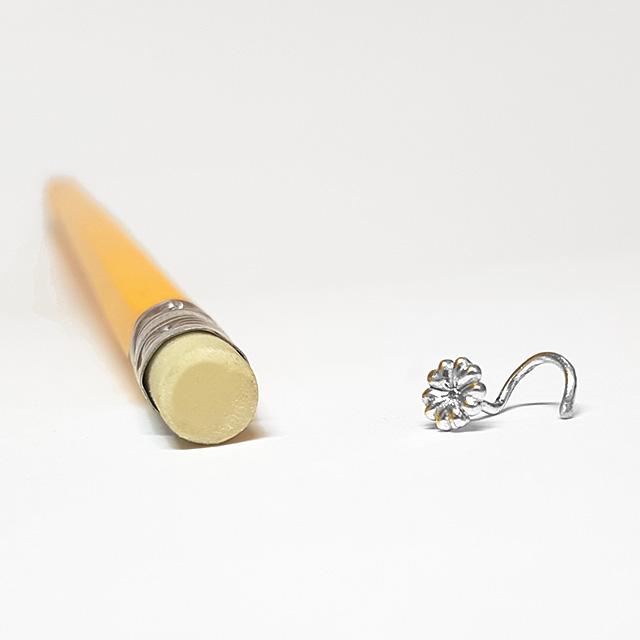 Queen of Hearts - Silver Nose Stud | PataPataJewelry