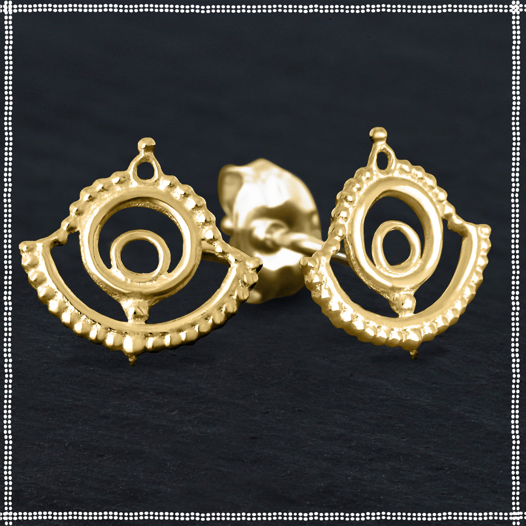 14k Gold Gold Stud Earrings | Parvati | PataPataJewelry