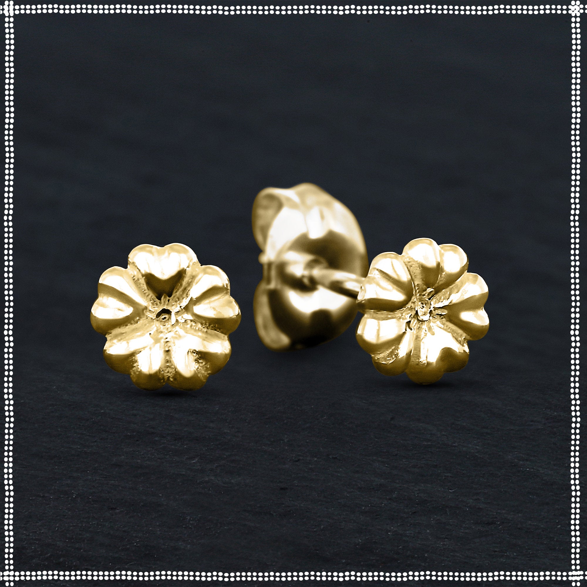 14k Gold Earrings Studs, Queen Of Hearts
